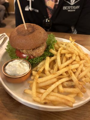 No-chicken burger  at Palo Verde in Prague