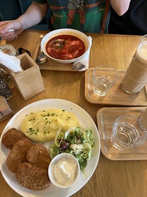   at Palo Verde in Prague