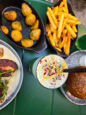  at Palo Verde in Prague