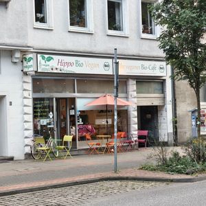 Mesas en el exterior at Hippo Bio Vegan in Hannover