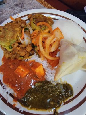 Buffet items at Zaika Indian Cuisine in Austin