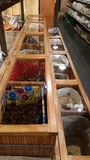 Zero waste dried fruit, grains and legumes at Molsa in Barcelona