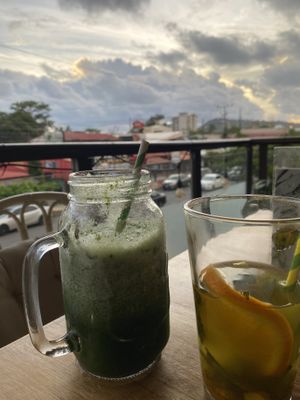 Juice  at Karma in Jaco