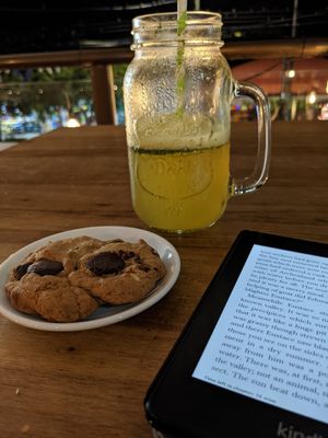 Cookie and home made lemonade at Karma in Jaco