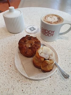 Yummy snack 🤗 at Buddy Buddy in Brussels