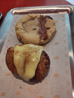  at Buddy Buddy in Brussels