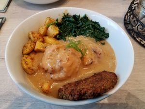 Biscuits and Gravy at Back To Eden Bakery in Portland