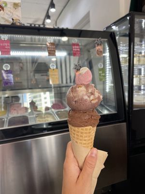 Red Bean and chocolate  at AcheMi in Seoul