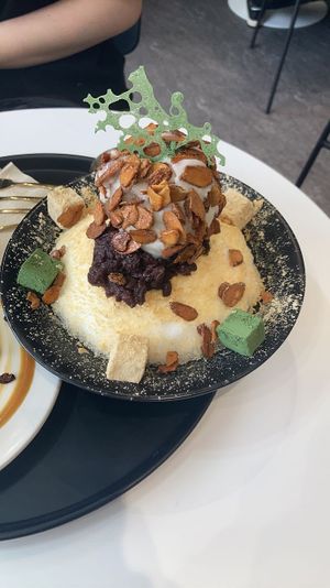Bingsu   at AcheMi in Seoul