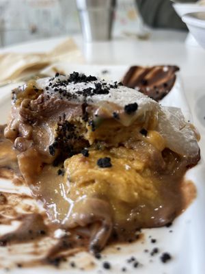 Mochi chocolate caramel   at AcheMi in Seoul