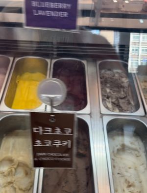 So many  at AcheMi in Seoul