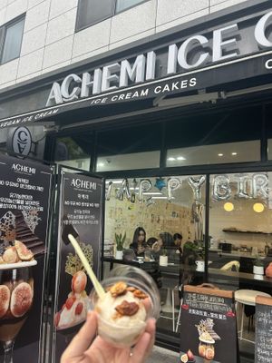 Outside (persimmon ice cream)  at AcheMi in Seoul