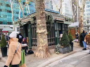 Kiosk at Le Pain Quotidien - Bryant Park Kiosk in New York City