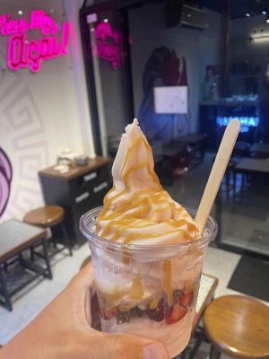   at Mahalo Acai in Makati