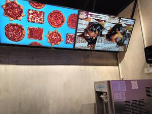  at Crosta Pizzeria in Makati