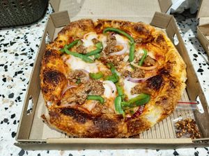 Meatless Lovers at Crosta Pizzeria in Makati