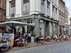 outdoor seating at Down Town  in Nijmegen