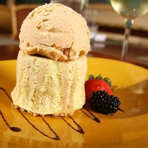 Dessert at Universal Studios - Jake's in Orlando