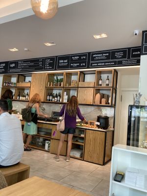 Buffet and menu   at DaTerra - Parque das Nações in Lisbon