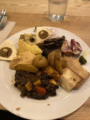 Abendbuffet   at DaTerra - Parque das Nações in Lisbon