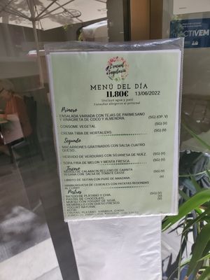 Menu at L'Encant Vegetaria in Barcelona