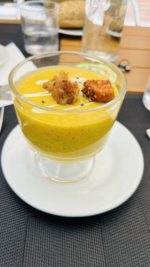 Crema fría con yogur de soja  at L'Encant Vegetaria in Barcelona