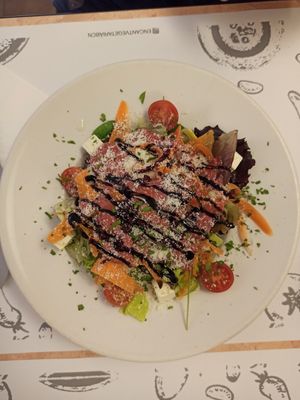 Salad. at L'Encant Vegetaria in Barcelona