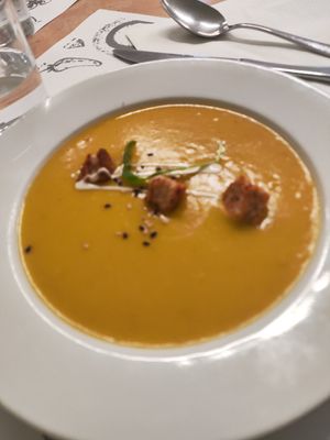 Crema de verdura at L'Encant Vegetaria in Barcelona