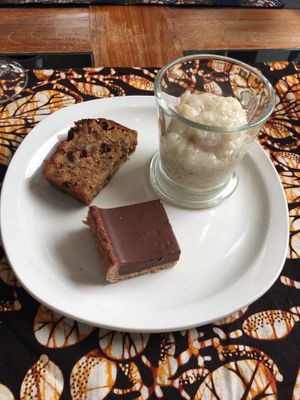 The chocolate dessert was so tasty! The tapioca pudding was a new taste to me - it was delicious😄as was the cake, ritch on raisins and nuts. at L'ours Herbivore in Saint-brieuc