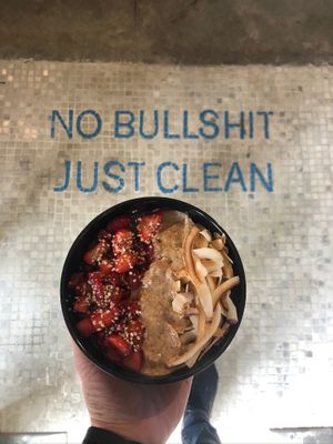 Açaí bowl at Mora Mora - Condesa in Mexico City