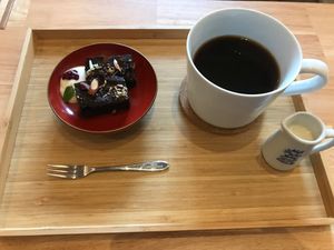 Vegan sweet and French press coffee (gluten-free) at Ananda in Shizuoka