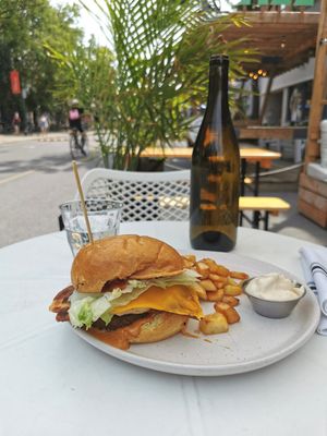Breakfast burger w potatoes at Archway Verdun in Montreal