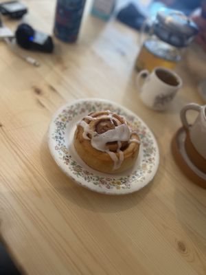 Cinnamon roll  at Epicerie Muscade in Montreal