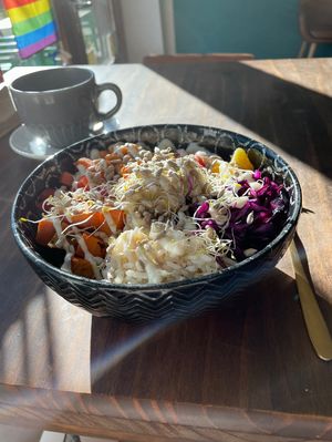 Leckere Winter-Bowl #Veganuary at Fräulein Grün in Garmisch Partenkirchen