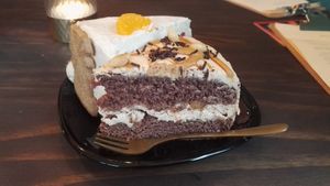 peanut butter cake at Fräulein Grün in Garmisch Partenkirchen