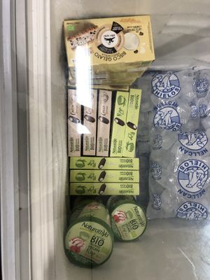 Vegan ice cream at Unide Supermercado in El Hierro