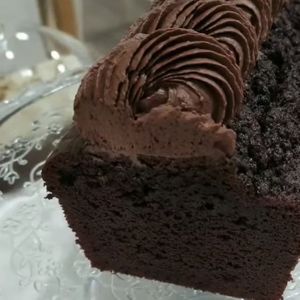 Chocolate 🍫  at Petits Délices in Mataro