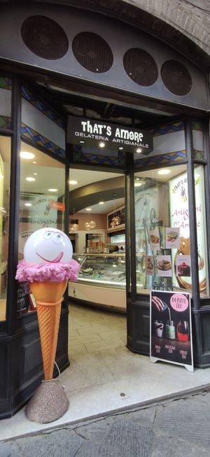 Outside at That's Amore in Siena