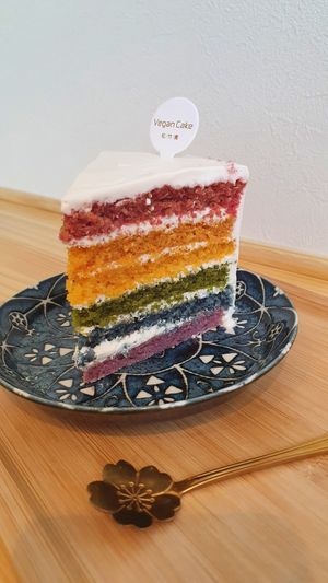 Rainbow cake. at Shochiku-en in Tokyo