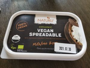 They also sell vegan margarine! at Shochiku-en in Tokyo