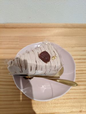 モンブランケーキ at Shochiku-en in Tokyo