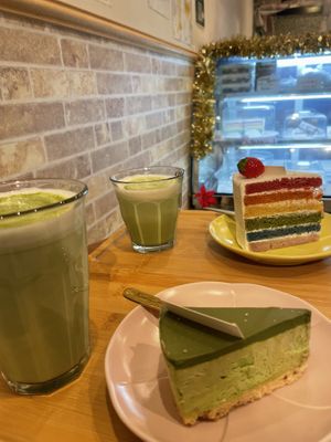 Desserts  at Shochiku-en in Tokyo