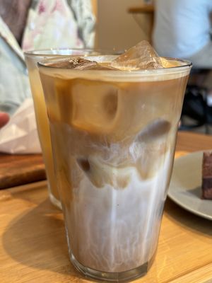 Almond latte  at Shochiku-en in Tokyo