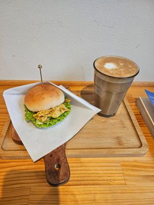  at Shochiku-en in Tokyo