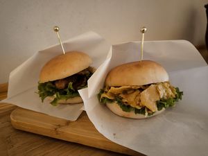  at Shochiku-en in Tokyo