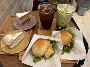 Vegan egg sandwich with teriyaki avocado soy burger, two cakes and an iced americano with soy latte  at Shochiku-en in Tokyo