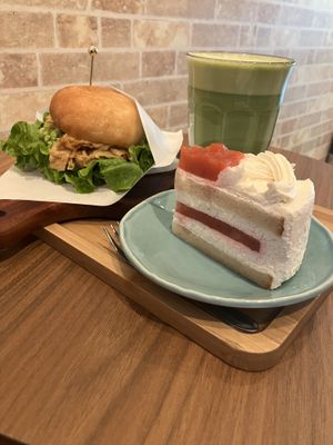   at Shochiku-en in Tokyo