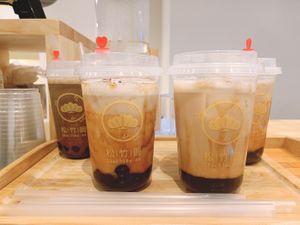 bubble tea at Shochiku-en in Tokyo