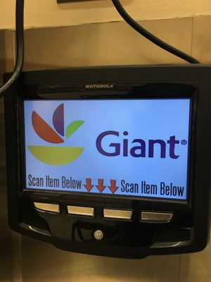 Scan your item to know the price at Giant Food in Alexandria
