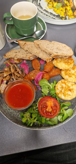  at Lion's Locker in Budapest